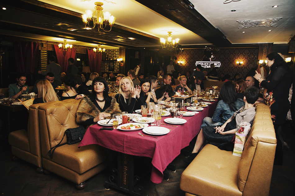 Sherlock Holmes Pub     